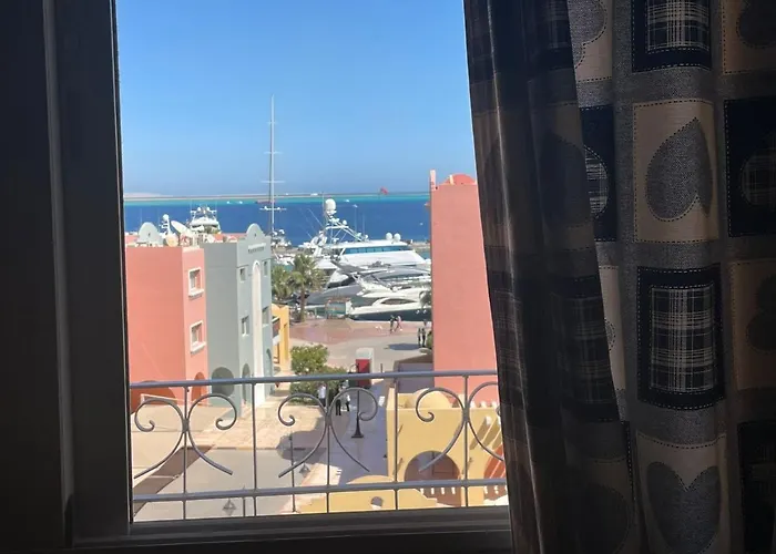 Daire Hurghada's Marina View