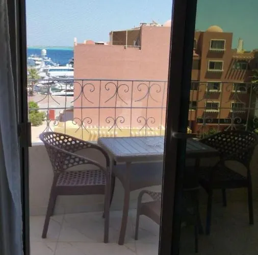 Daire Hurghada's Marina View